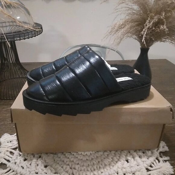Women's Size 8 Steve Madden Chex Quilted Puffer Black Slippers - Picture 3 of 6